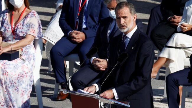 El rey pide que España mantenga "viva la memoria" y aprenda de "todo lo vivido" con el covid