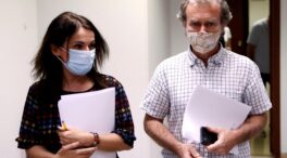 Sanidad ve sentido a abrir la vacunación de los más jóvenes cuanto antes