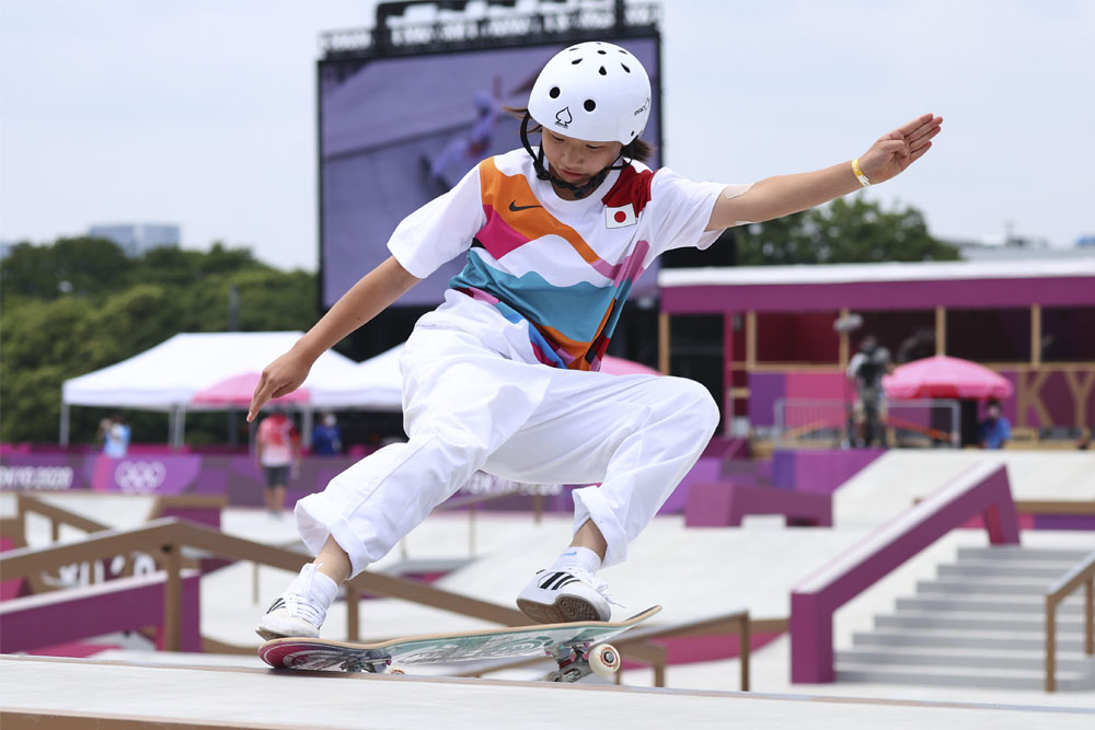 El skate femenino deja el podio más joven en la historia olímpica