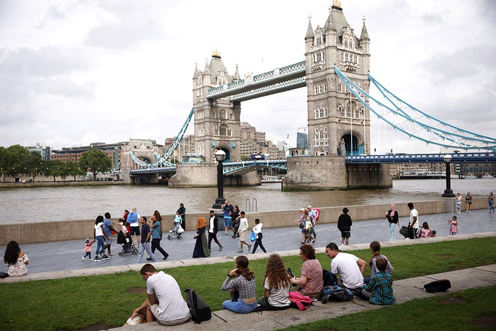 Inglaterra eliminará en agosto la cuarentena para los vacunados en la UE y EEUU