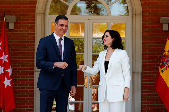 Nueva reunión Sánchez-Ayuso: de las banderas y la COVID a Cataluña