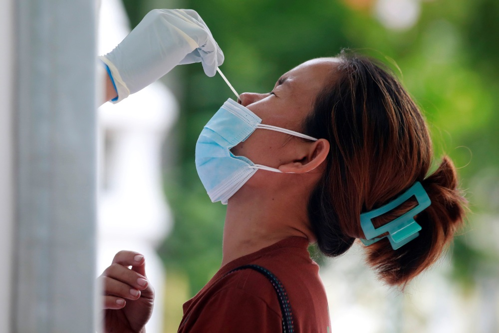 Sanidad amplía a 72 horas la validez de las PCR para entrar a España