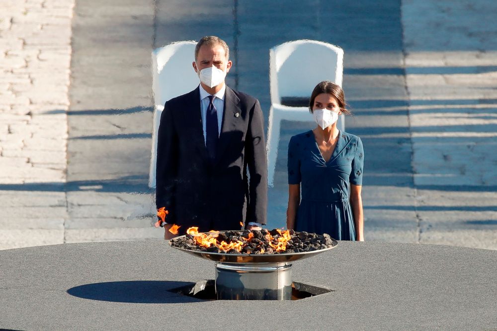 Segundo homenaje a las víctimas del coronavirus en el Palacio Real: «Hay que mantener viva la memoria»
