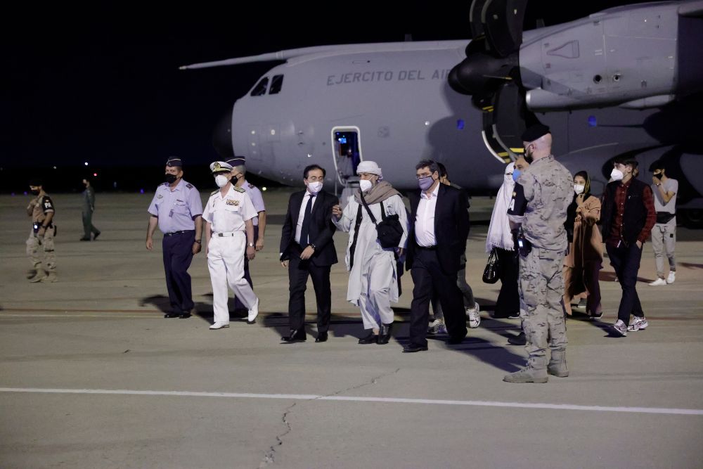 Llega a España el avión con los primeros evacuados de Afganistán
