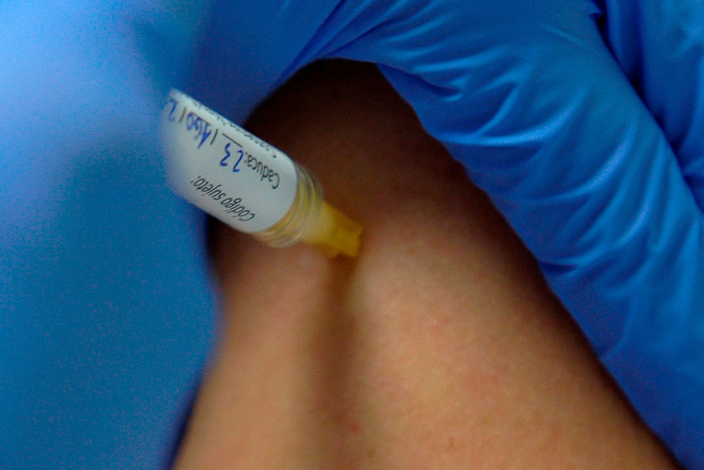 Los pacientes trasplantados u oncológicos tendrán una tercera dosis de la vacuna contra el coronavirus
