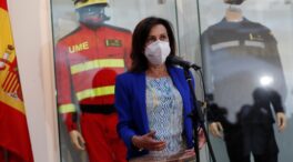 Margarita Robles afirma que el riesgo de atentado en el aeropuerto de Kabul "es real"