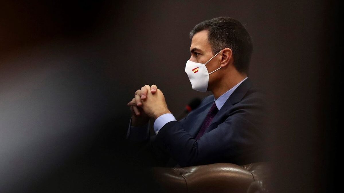 Sánchez se esconde tras sus ministros para no comparecer en el Congreso ante las presiones del PP