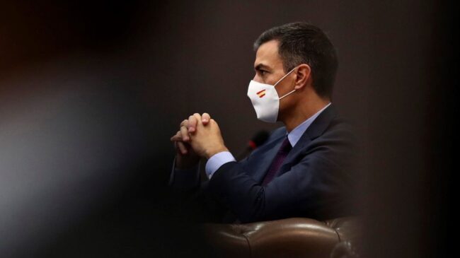 Sánchez se esconde tras sus ministros para no comparecer en el Congreso ante las presiones del PP