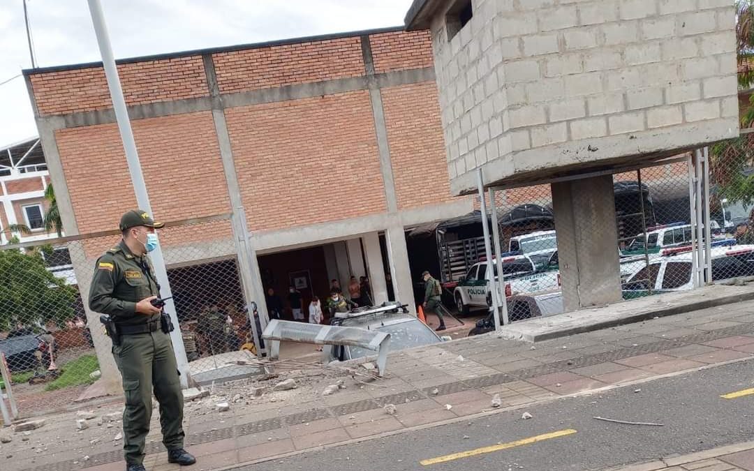 (VÍDEO) Al menos 14 heridos tras un atentado contra una estación de Policía en Cúcuta (Colombia)