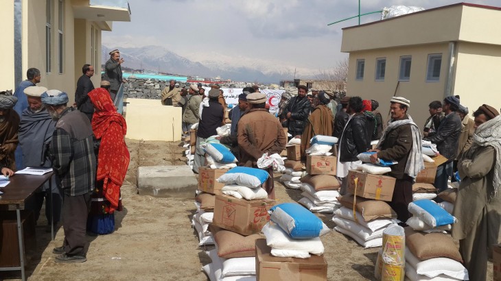 Llega a Afganistán la primera ayuda internacional desde la victoria talibán