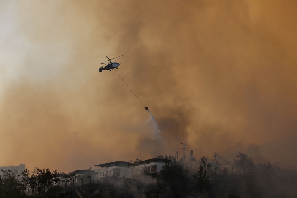 Arde el sureste de Europa en mitad de una ola de calor histórica