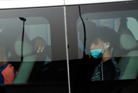 ¿Por qué Interior se está saltando las leyes con las repatriaciones de menores en Ceuta?