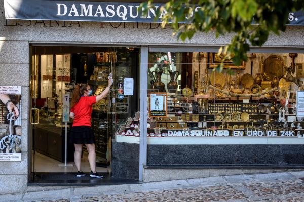 Las ventas de los comercios suben en el área mediterránea, sobre todo en Baleares