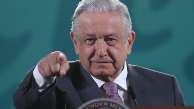 (VÍDEO) El presidente de México vuelve a cargar contra España: "Miren cómo está retoñando el franquismo"