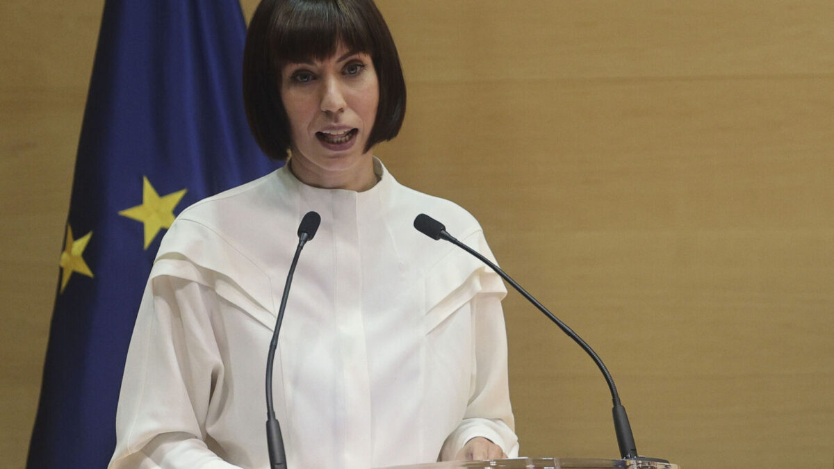 La ministra de Ciencia lo aclara: «Nos vamos a tener que vacunar muchas más veces» contra el coronavirus