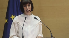 La ministra de Ciencia lo aclara: "Nos vamos a tener que vacunar muchas más veces" contra el coronavirus