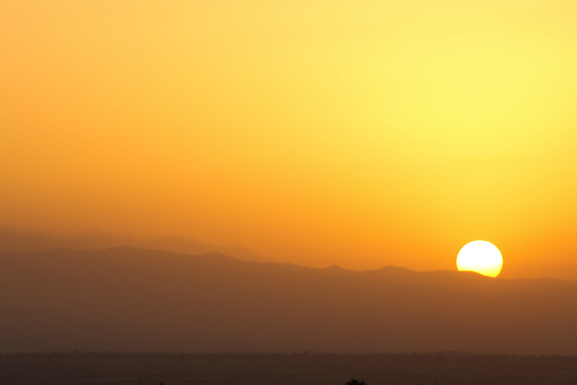 El desplazamiento de la canícula aumenta el calor en agosto
