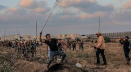 (VÍDEO) Israel bombardea Gaza en respuesta al lanzamiento de globos incendiarios desde el enclave