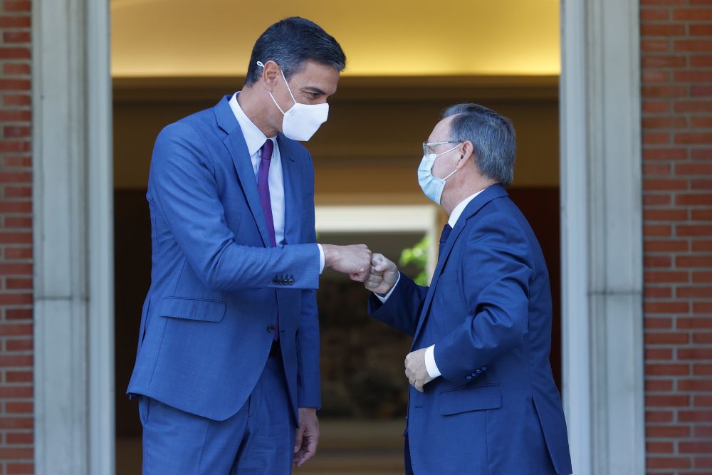 Sánchez y Vivas acuerdan agilizar las repatriaciones de menores y descartan trasladarlos a la Península