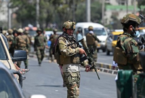 EE.UU. lleva a cabo un ataque con drones contra un vehículo con «múltiples terroristas suicidas»