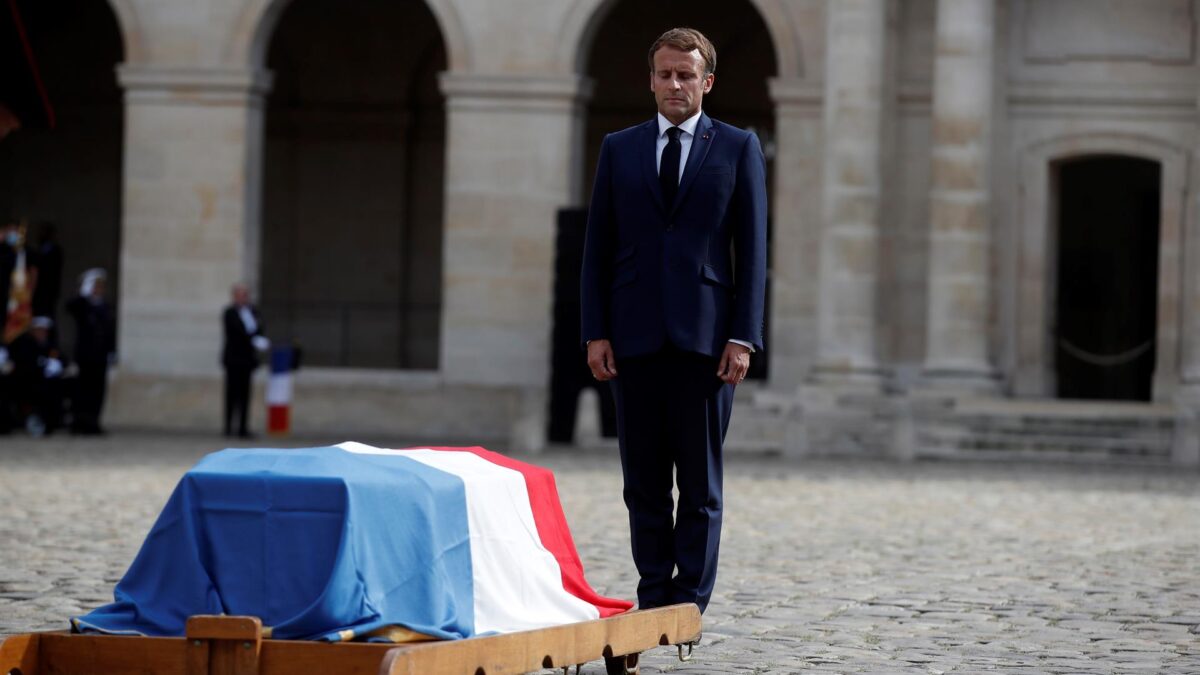 (VÍDEO) “Un país que se toma en serio a sí mismo”: Twitter se rinde a Francia por su despedida a Jean-Paul Belmondo