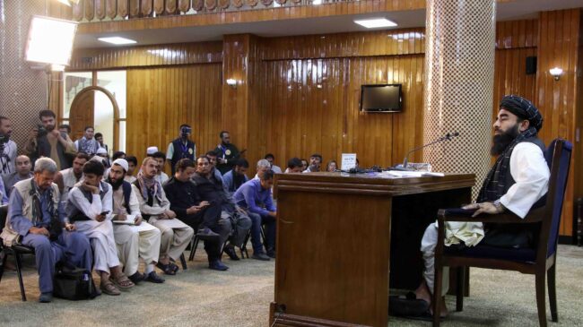 Los talibanes anuncian el nuevo Gobierno interino de Afganistán, liderado por Hassan Akhund