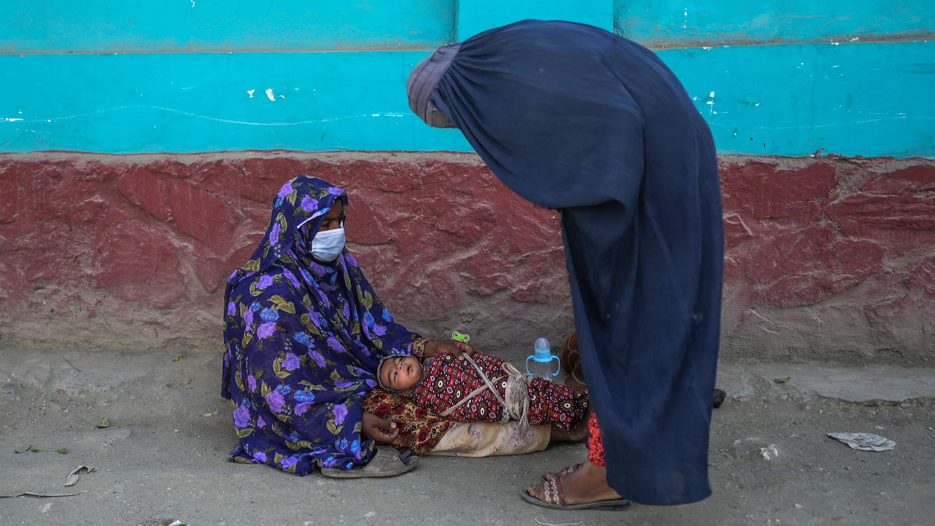 Los afganos afrontan un invierno a -35 grados al borde de la inanición