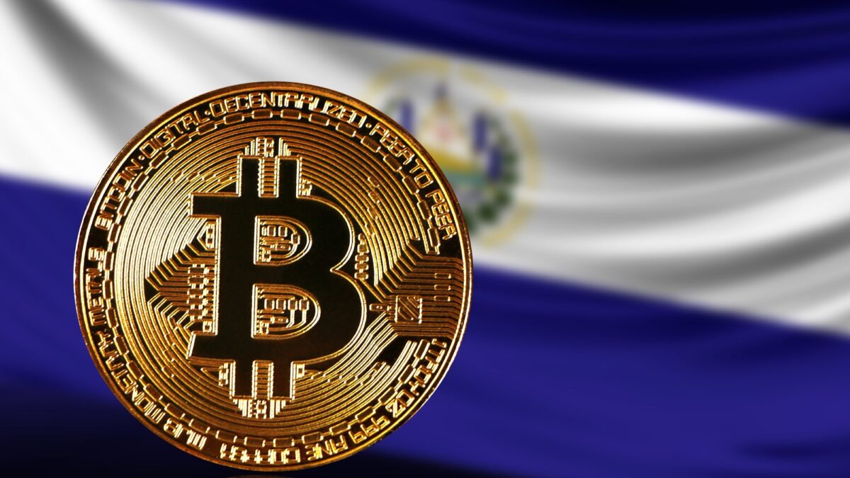 El bitcoin como moneda legal: esto es lo que opinan los expertos