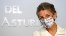 Yolanda Díaz amenaza con subir el SMI "unilateralmente" aunque "hubo y hay diálogo social"
