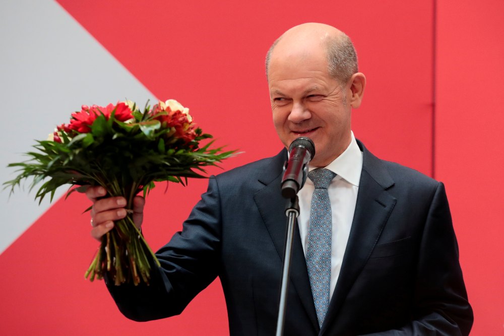 Los socialdemócratas alemanes invitan a verdes y liberales a negociar