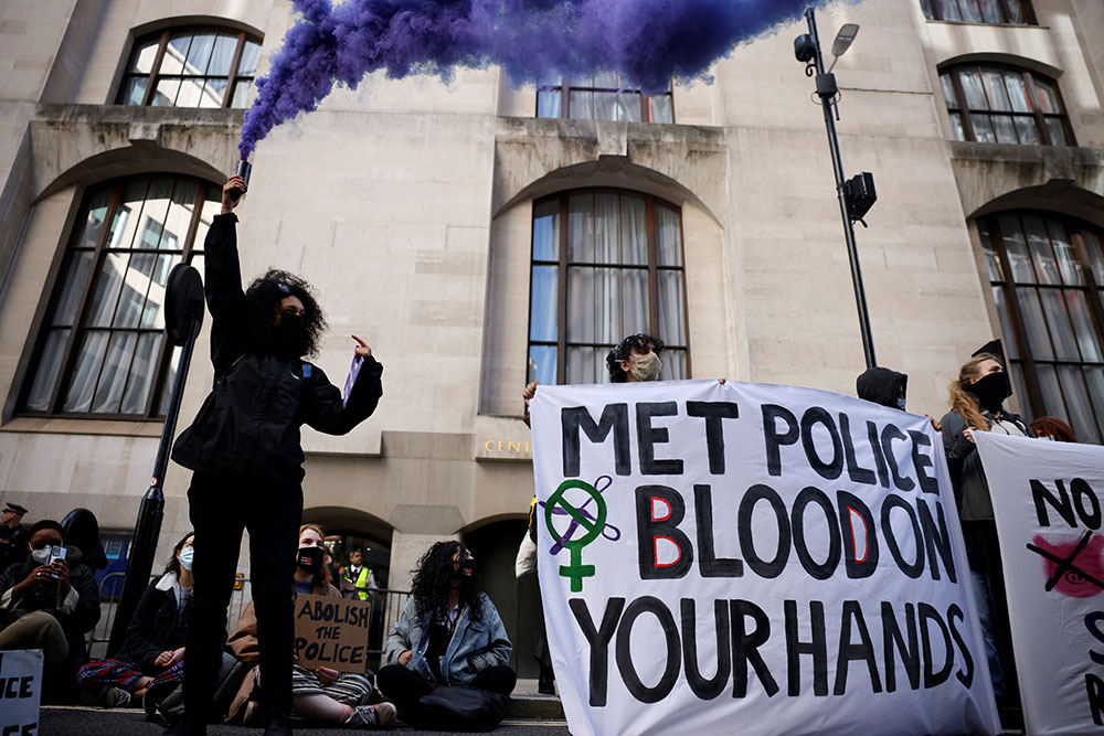 Condenado un policía a cadena perpetua por un feminicidio que conmocionó a Reino Unido