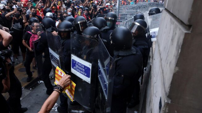 Policías denuncian la "pasividad" del Gobierno y de Marlaska ante el "ataque" a instituciones del Estado en la Diada