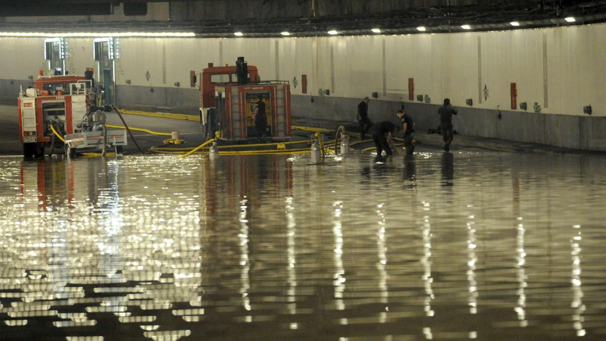(VÍDEO)Las tormentas causan el caos en Madrid: inundaciones y cortes de tráfico en carretera, Metro y Cercanías