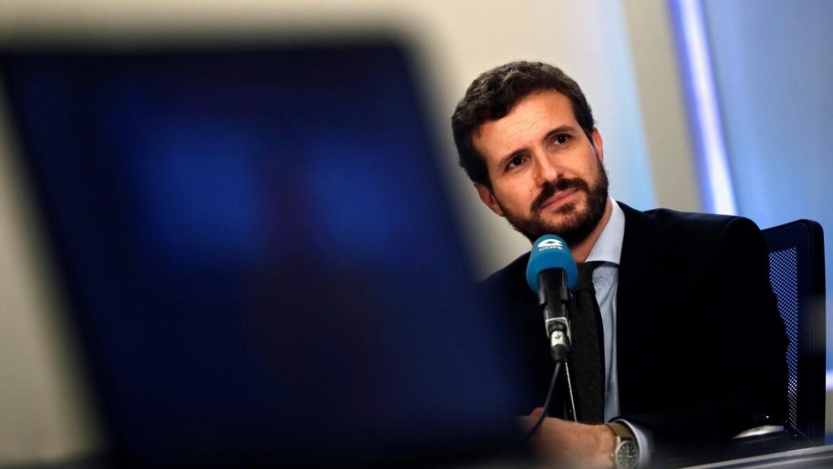 Casado carga contra Sánchez por abrirse a un referéndum en Cataluña «por un puñado de votos»