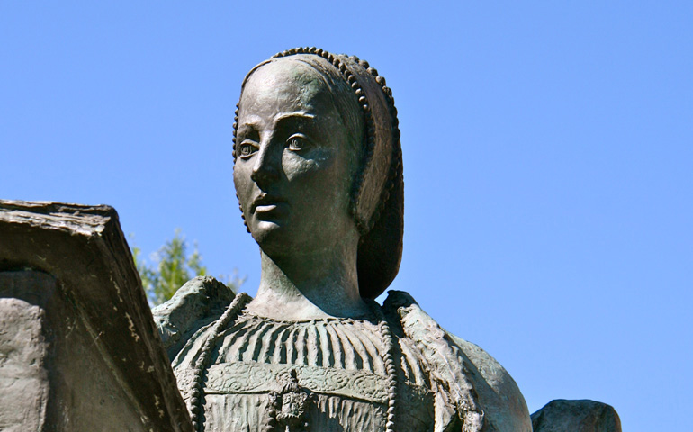 Amelia Folch no fue la primera: Beatriz Galindo o la pionera universitaria en la corte de Isabel la Católica