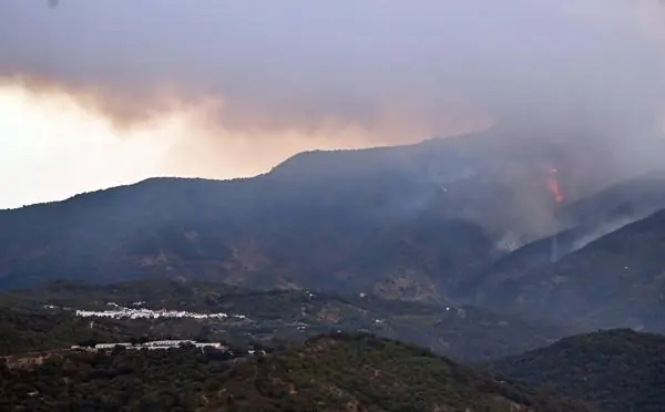 Moreno anuncia que el incendio de Málaga "se da por controlado"
