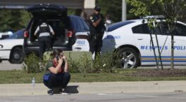 (VÍDEO) "Terrorífico" tiroteo: Dos muertos, incluido el tirador, y 12 heridos en Tennessee, EE.UU.