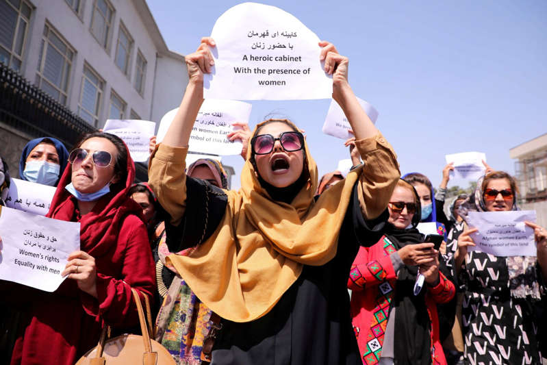 La ONU critica la ausencia de mujeres en el Gobierno talibán