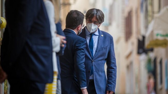 Puigdemont acusa a Sánchez de querer su detención para dialogar sólo con ERC