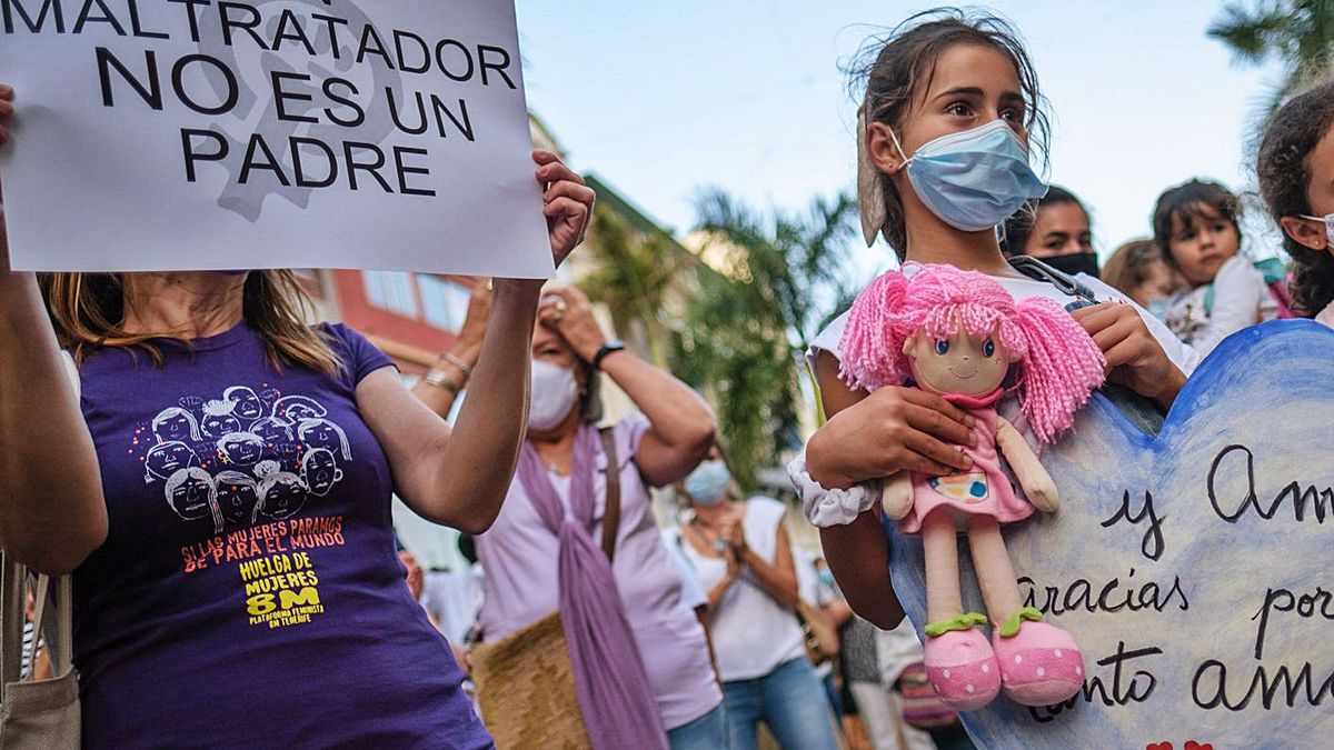 Los acusados de maltrato ya no podrán visitar a sus hijos menores, una medida que solo afectará a los hombres