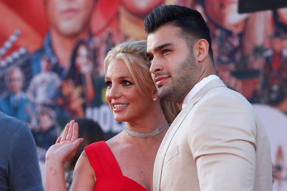 Britney Spears anuncia su compromiso con Sam Asghari