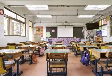 España: líder en repetidores, 'ninis' y fracaso escolar