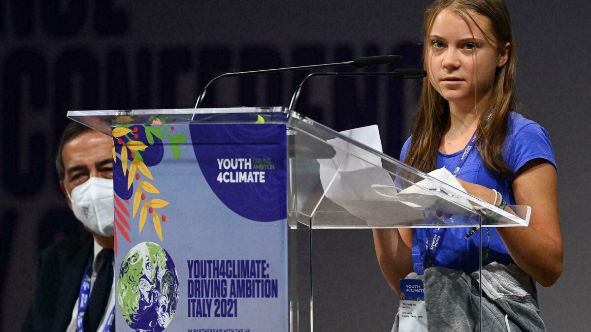 “Bla, bla, bla”: Greta Thunberg se burla de los políticos que defienden el cambio climático