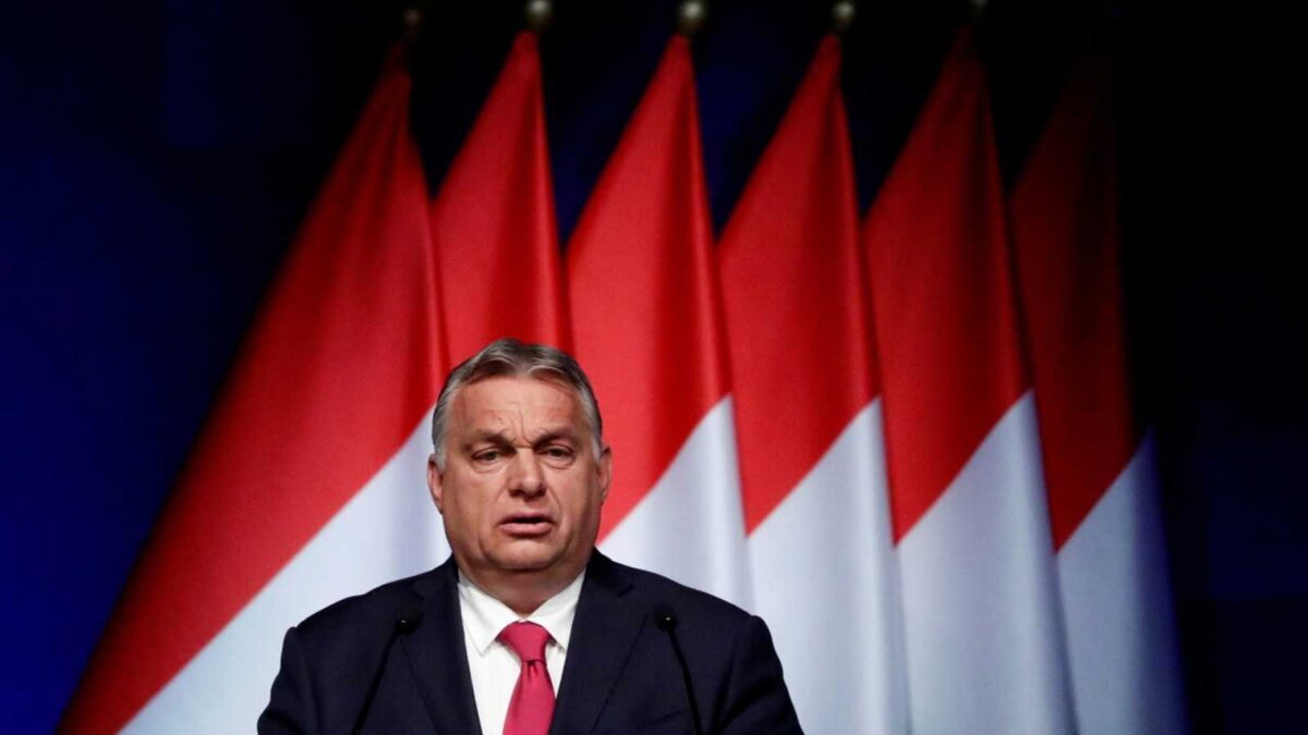 El Gobierno de Orbán defiende su derecho a proteger la identidad nacional de Hungría frente a Bruselas