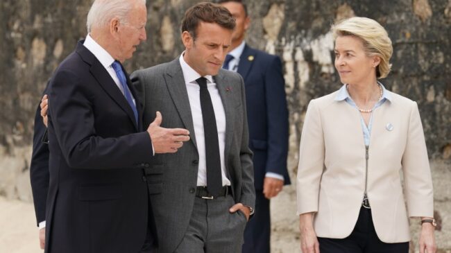 Macron insta a la UE a que se proteja ante el repliegue estratégico de EE.UU. a China