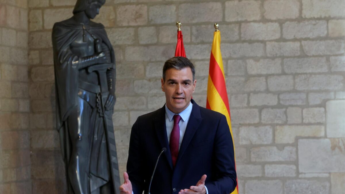 Sánchez pide trabajar «sin prisas, pero sin pausa y sin plazos» con Cataluña al estar «muy alejadas» las posiciones