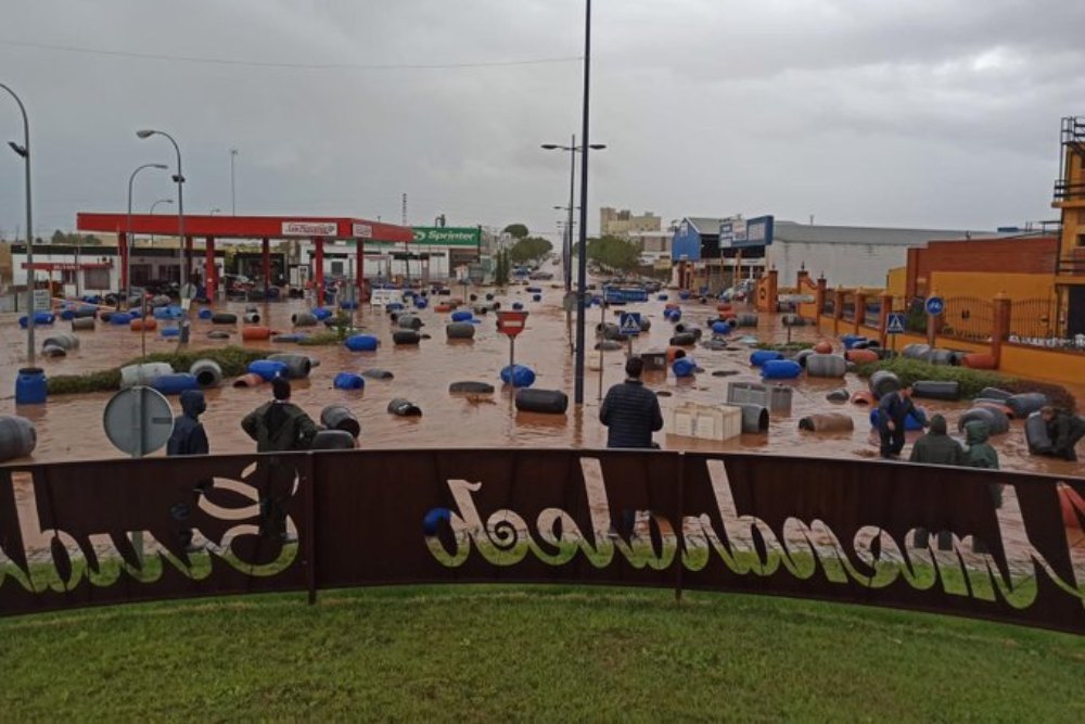 Inundaciones y cortes de luz por la tormenta en Extremadura