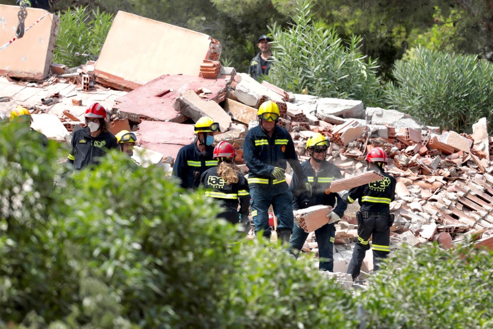 MásMóvil rectifica tras la polémica por exigirle el router al hombre que perdió a su familia en el derrumbe de Peñíscola