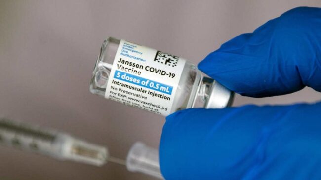 Los expertos proponen poner una segunda dosis a los vacunados con Janssen