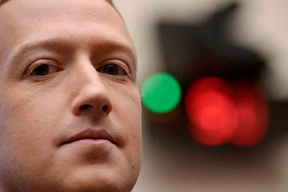 Zuckerberg pierde 5.900 millones de dólares tras la caída de Whatsapp, Facebook e Instagram